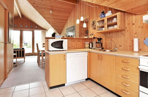 Photo 6 - 6 Person Holiday Home in Idestrup