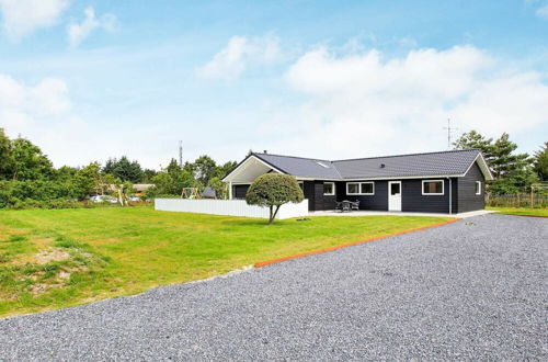 Photo 27 - Swanky Holiday Home in Blåvand With Whirlpool