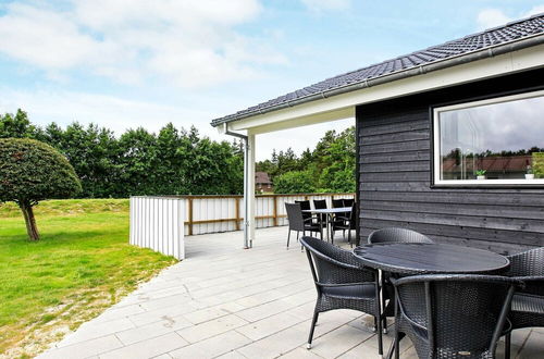 Photo 25 - Swanky Holiday Home in Blåvand With Whirlpool