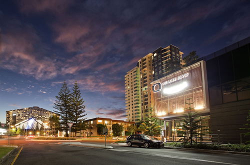 Photo 47 - Oracle Resort, Broadbeach - Q Stay