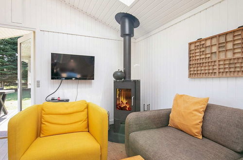 Photo 10 - 8 Person Holiday Home in Hjorring