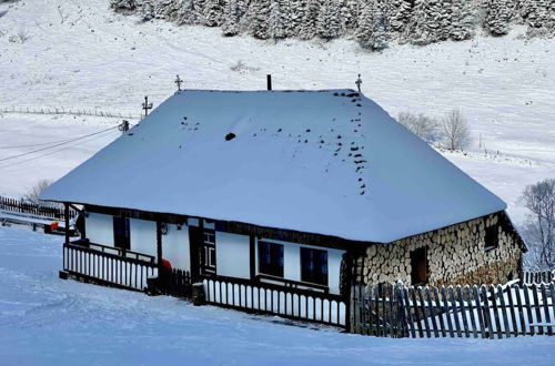 Photo 42 - Charming Traditional House in a Pristine Location