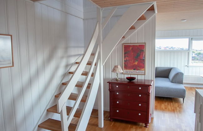 Red Robin - Vacation homes next to Svartifossur waterfall - Photo 18