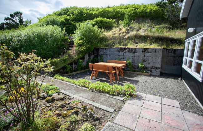 Red Robin - Vacation homes next to Svartifossur waterfall - Photo 36