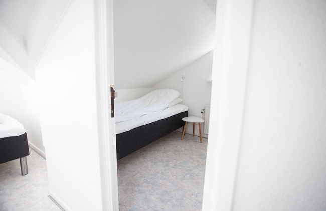 Red Robin - Vacation homes next to Svartifossur waterfall - Photo 10