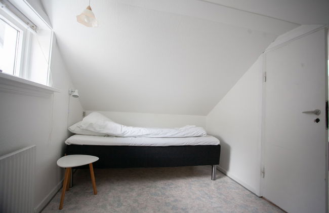 Red Robin - Vacation homes next to Svartifossur waterfall - Photo 15