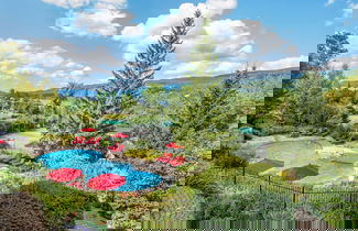 Foto 1 - Hilton Grand Vacations Club Tremblant Canada