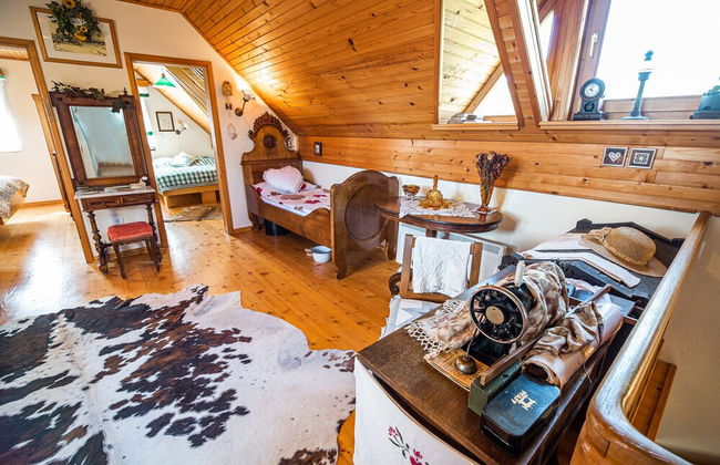 Authentic Countryside Villa With Hot tub - Photo 13
