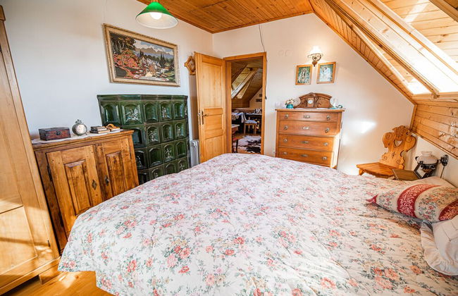 Authentic Countryside Villa With Hot tub - Photo 3