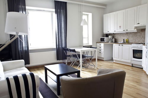 Photo 7 - Forenom Serviced Apartments Helsinki Albertinkatu