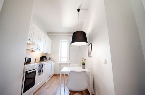 Photo 10 - Forenom Serviced Apartments Helsinki Albertinkatu