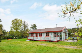 Photo 1 - 6 Person Holiday Home in Ebeltoft