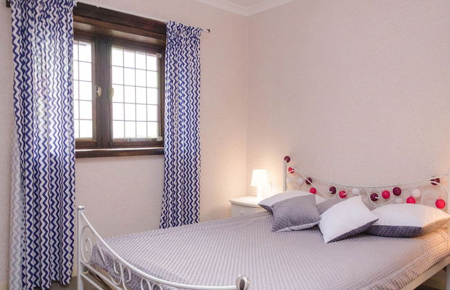 Apartment in a Stylish House in the Countryside Near the Sea - Photo 3