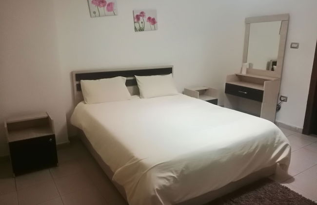 Cozy Dair Ghbar Apartments - Foto 21