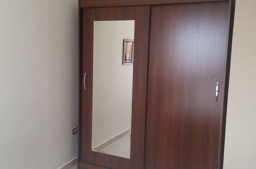 Foto 5 - Cozy Dair Ghbar Apartments