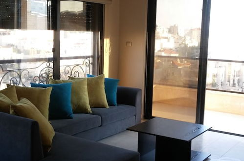 Photo 61 - Cozy Dair Ghbar Apartments