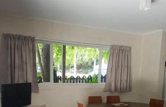Bay of Islands Holiday Park - Photo 7