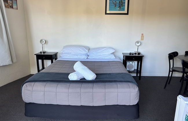 Bay of Islands Holiday Park - Photo 10