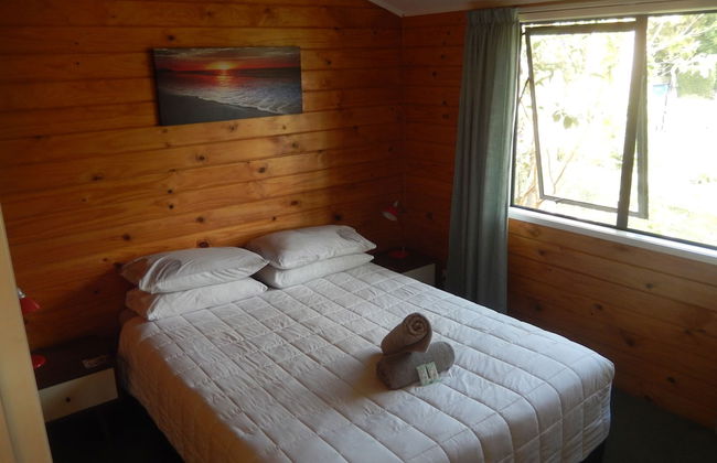 Bay of Islands Holiday Park - Photo 4