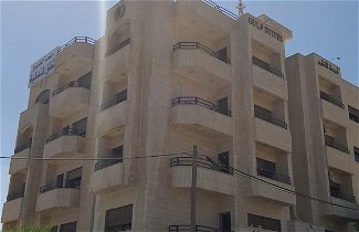 Photo 1 - AlKhaleej Hotel Apartments