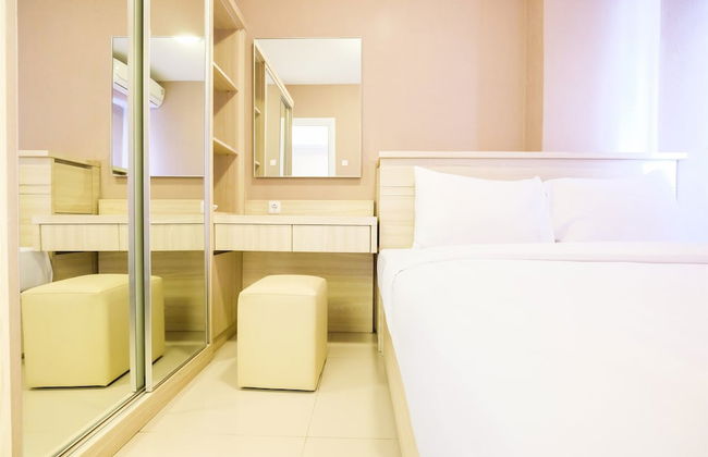 Easy Access to Mall Green Pramuka Apartment - Foto 6