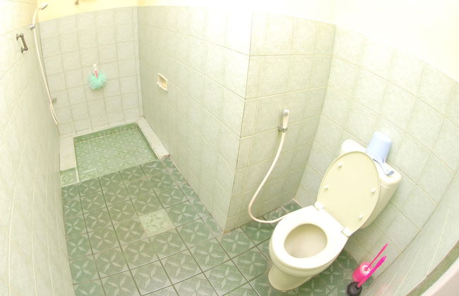 Villa ChavaMinerva Istana Bunga-Lembang - Foto 13