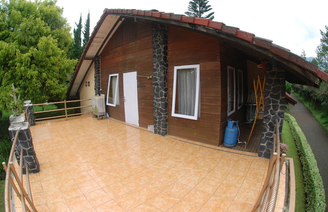 Villa ChavaMinerva Istana Bunga-Lembang - Foto 20