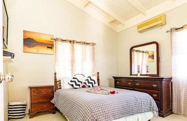 St Mary Mins Away From Ocho Rios 2 bed Ocean View Villa - Photo 7