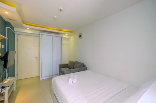 Photo 6 - Simply Good Studio Bassura City Apartment