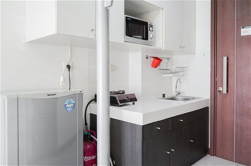 Photo 12 - Cozy Stay Studio Apartment At Scientia Residence