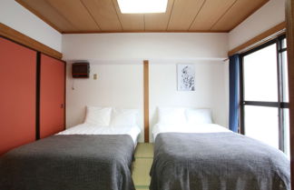 Photo 2 - Namba Big Room Apartment