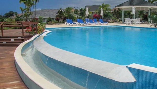 Piscina all'aperto