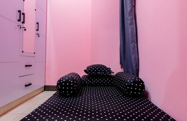 Homey and Stylist 1BR Gading Icon Apartment - Foto 4