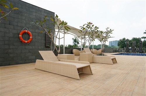Foto 20 - Comfortable Design 1BR Apartment Ciputra International Puri