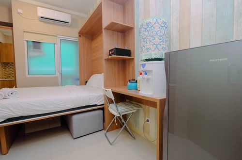 Photo 3 - New Modern Studio Apartment at Green Pramuka City