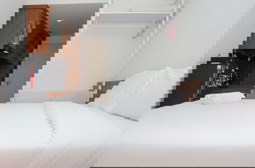 Foto 6 - Comfy Studio Room at Patraland Urbano Apartment