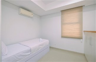 Photo 3 - Nice And Comfortable 2Br Apartment At Royal Olive Residence