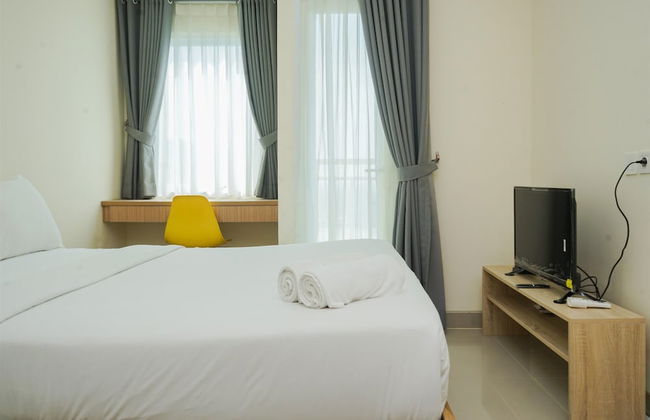 Studio Apartment With Cozy Design At B Residence - Foto 13