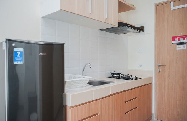 Studio Apartment With Cozy Design At B Residence - Foto 5