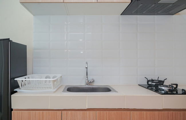 Studio Apartment With Cozy Design At B Residence - Foto 6