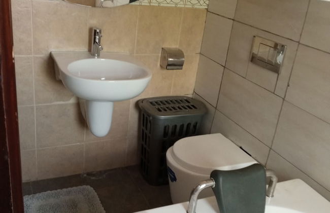 Executive Fully Furnished Apartment Close to Amenities - Foto 4