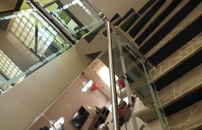 Executive Fully Furnished Apartment Close to Amenities - Foto 1