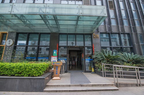 Photo 23 - Nanjing Kaibin Apartment-Xinjiekou Kairun Branch