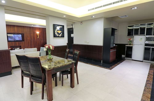 Photo 14 - Orans Suites 4