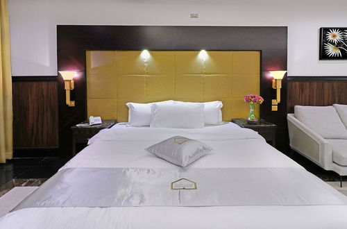 Photo 9 - Orans Suites 4