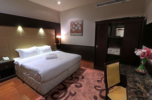 Photo 5 - Orans Suites 4