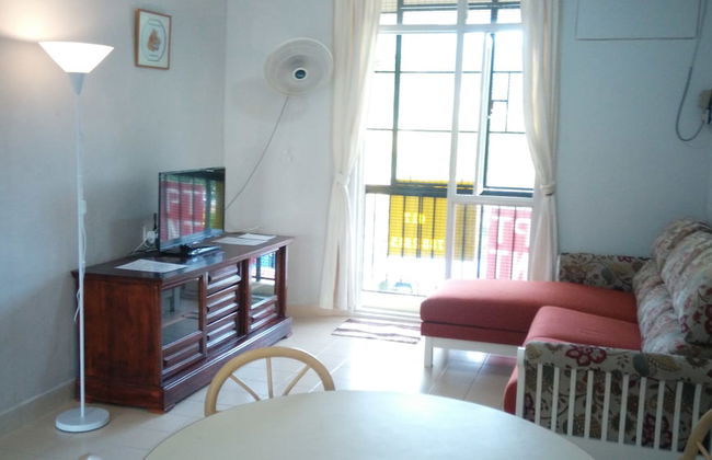 Pinang Beach Apartment at Bayu Emas - Foto 10