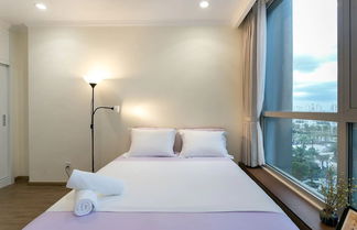 Photo 3 - Bayhomes Central Park Serviced Apartment