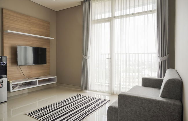 Minimalist and Comfort Living 1BR at Ciputra International Apartment - Foto 10
