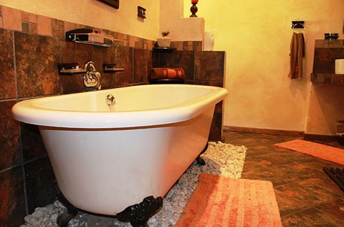 Foto 10 - Cherry Lane Self Catering and BB - Romantic Honeymoon Suite for 2 Bloemfontein